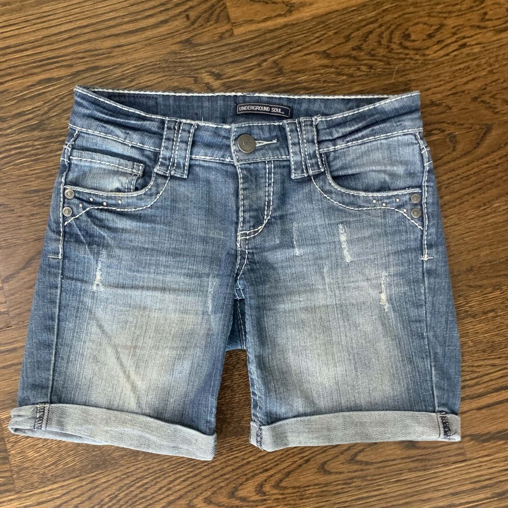 Underground soul distressed denim shorts in size‎ 1